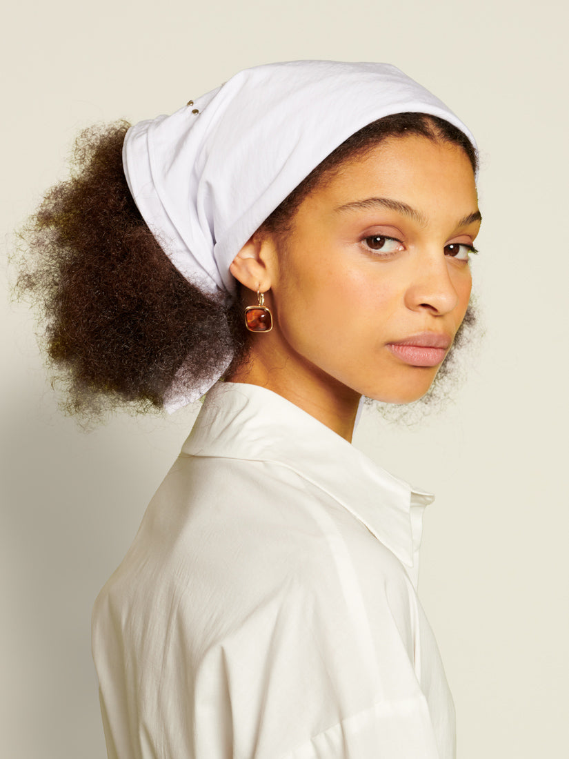 Pearled White Accessories