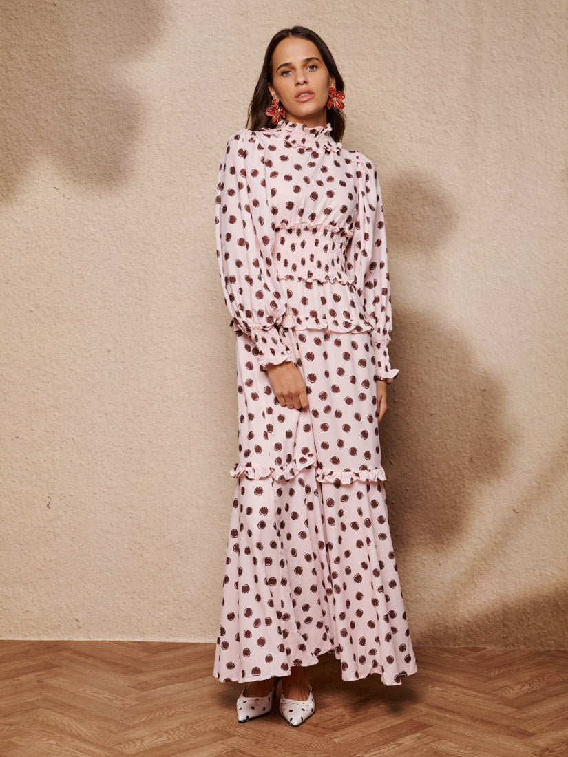 Black Spot, Pink Dresses