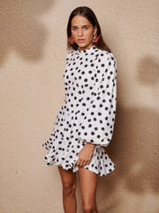 Black Spot, Ivory Dresses