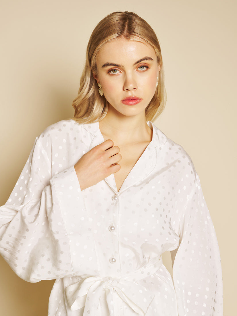 Spot White Tops