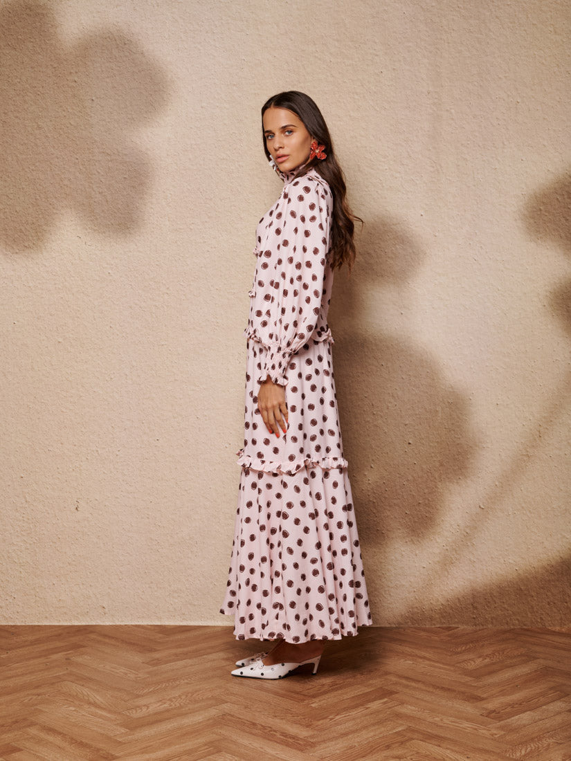 Black Spot, Pink Dresses