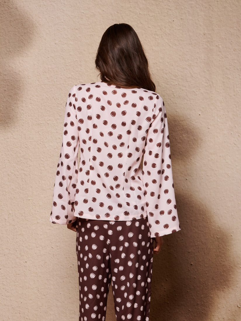 Black Spot, Pink Tops