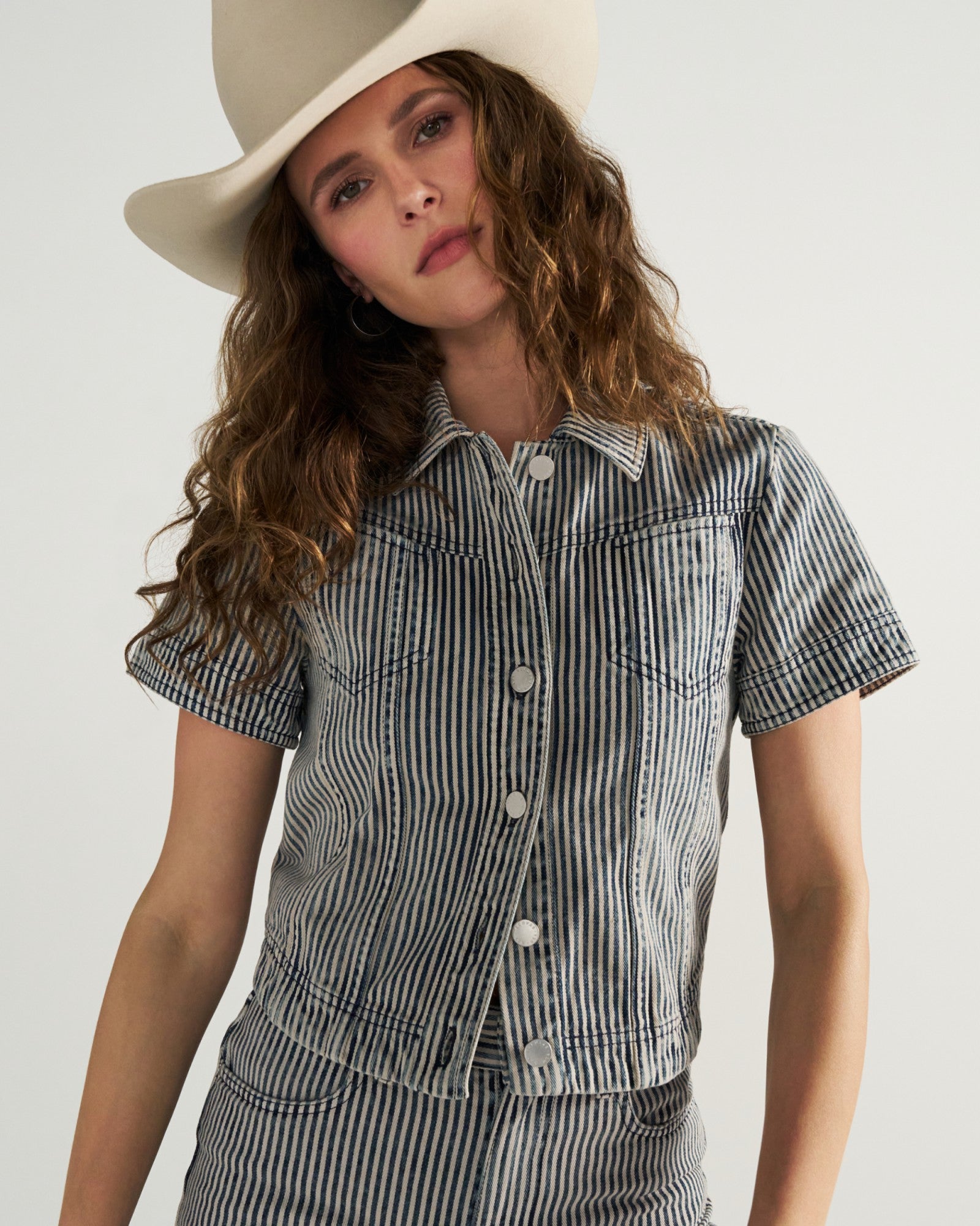 Women's Short Sleeve Denim Top | Tecovas Women
