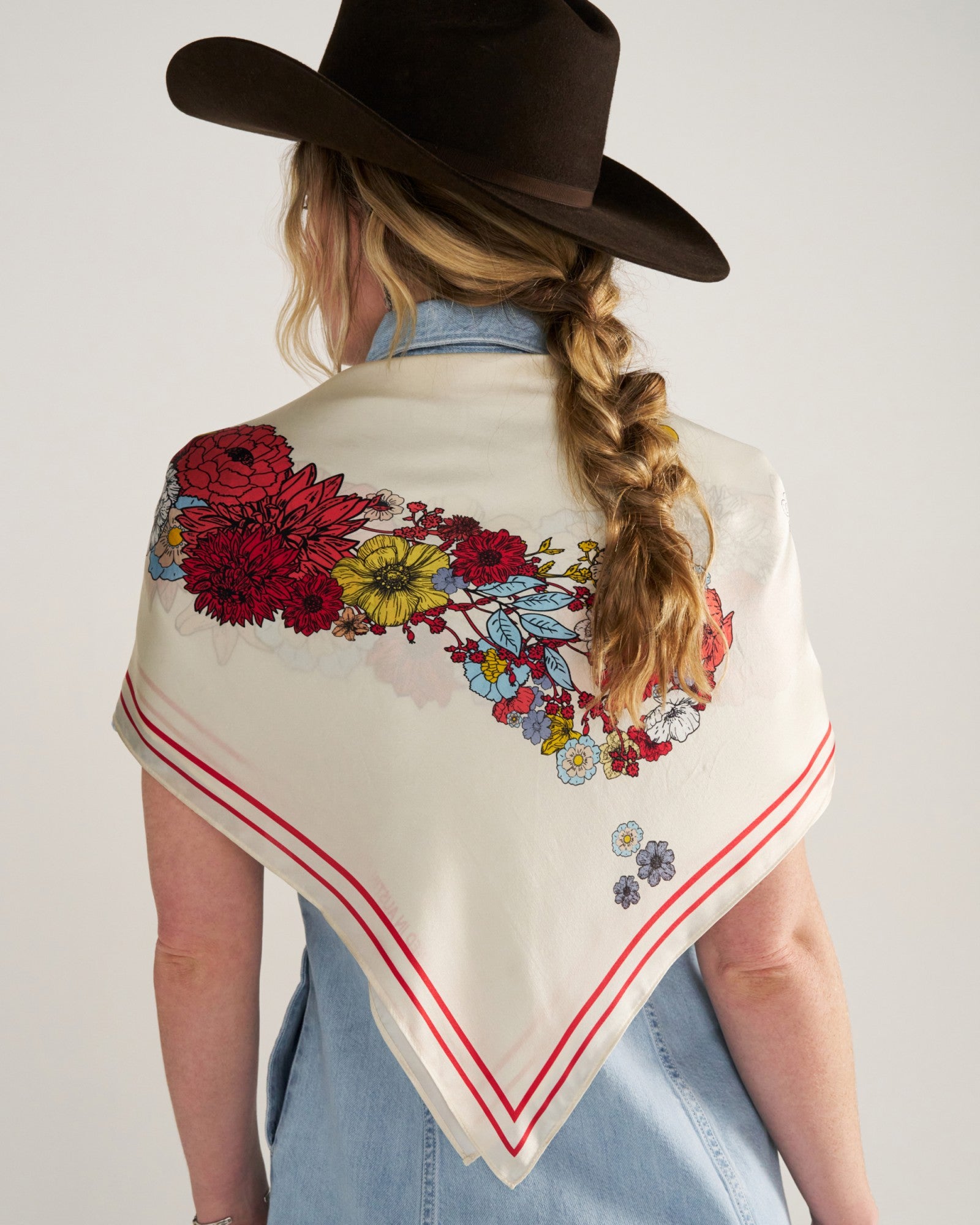 Horseshoe Wild Rag | Tecovas Women